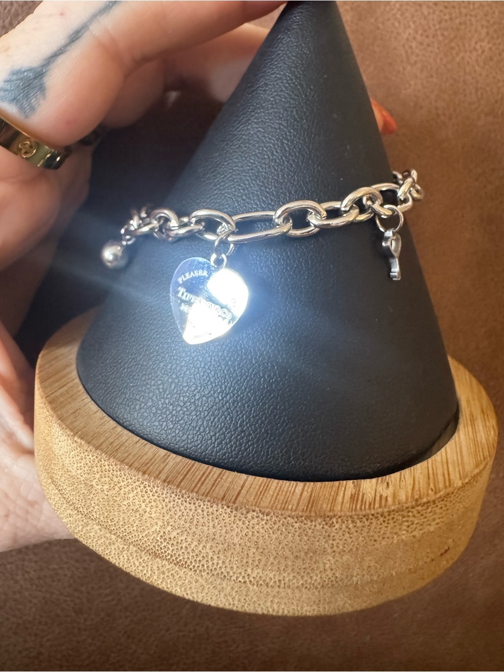 Shiny Silver Heart Charm Link Bracelet